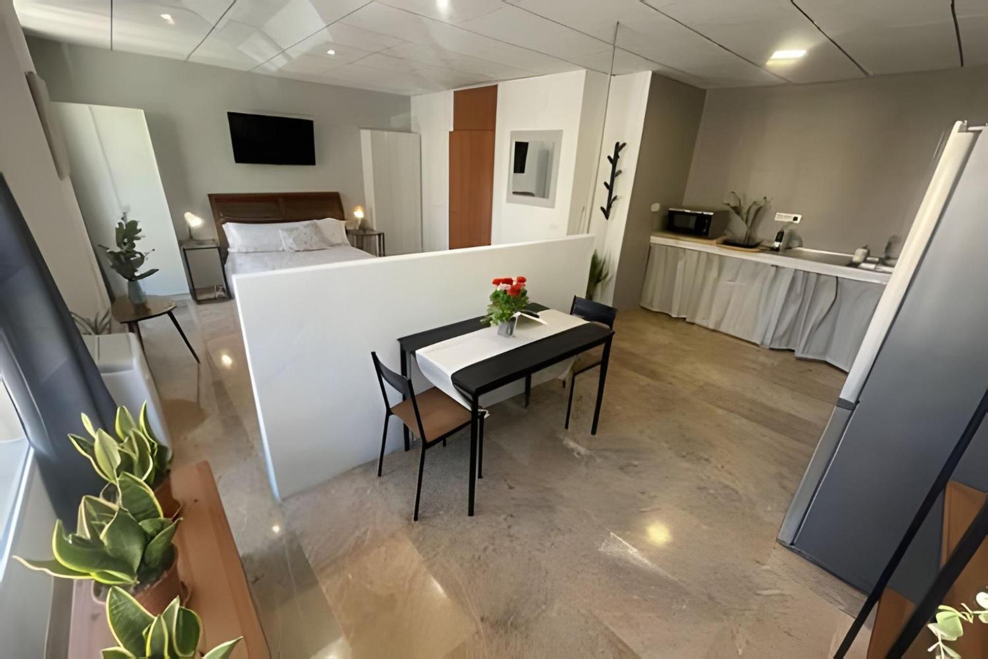 11 Nights Studios Valencia Bagian luar foto