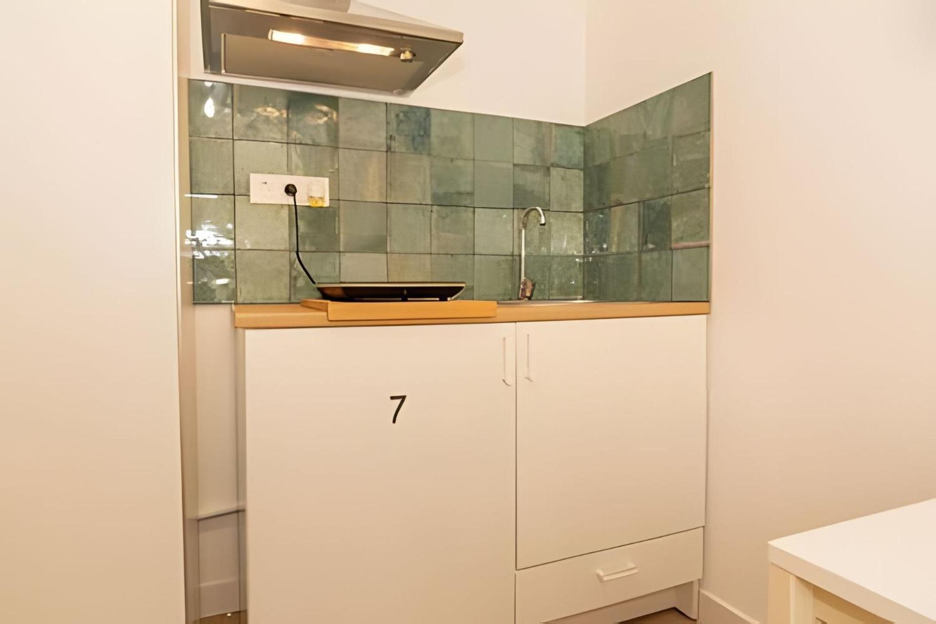 11 Nights Studios Valencia Bagian luar foto