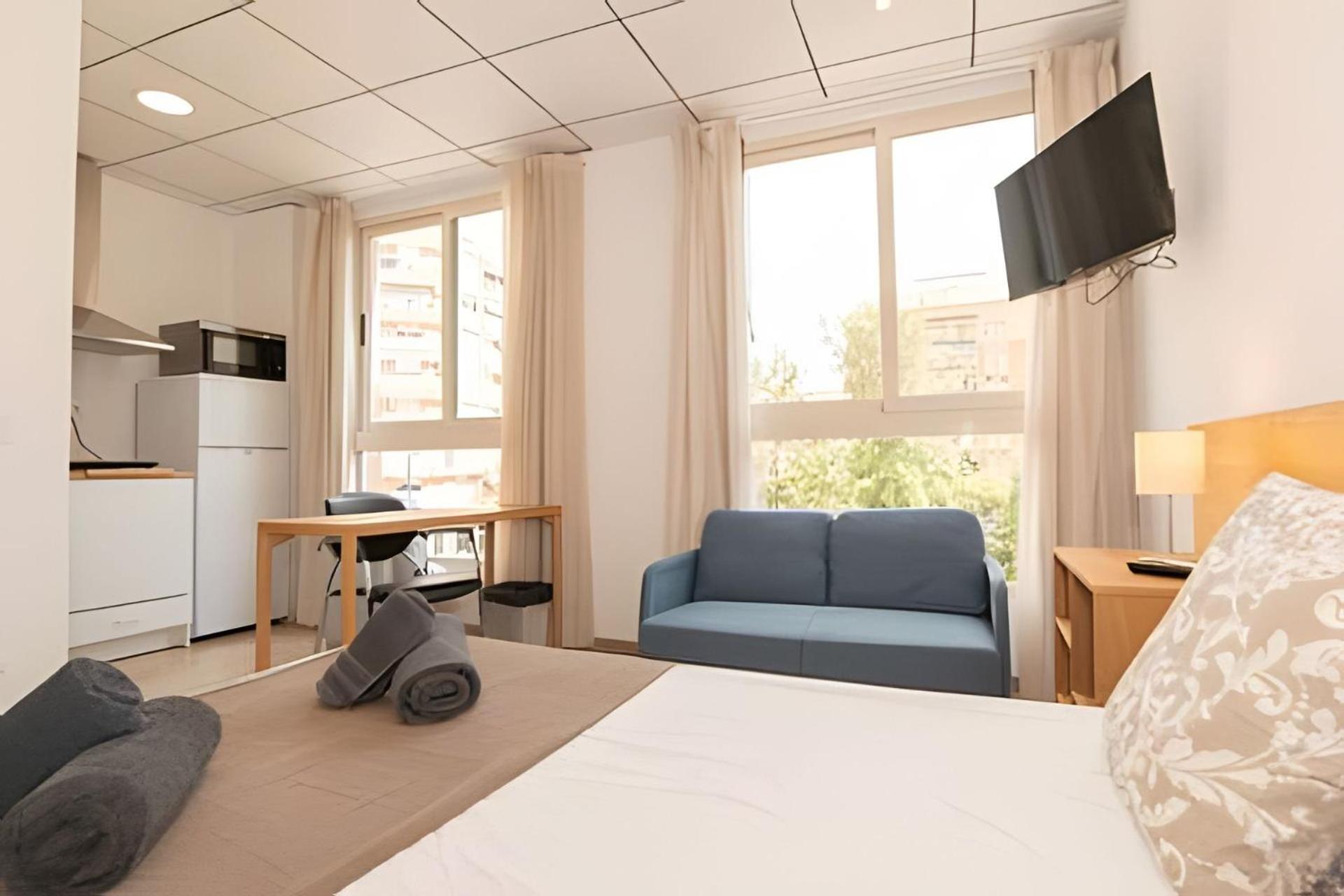 11 Nights Studios Valencia Bagian luar foto
