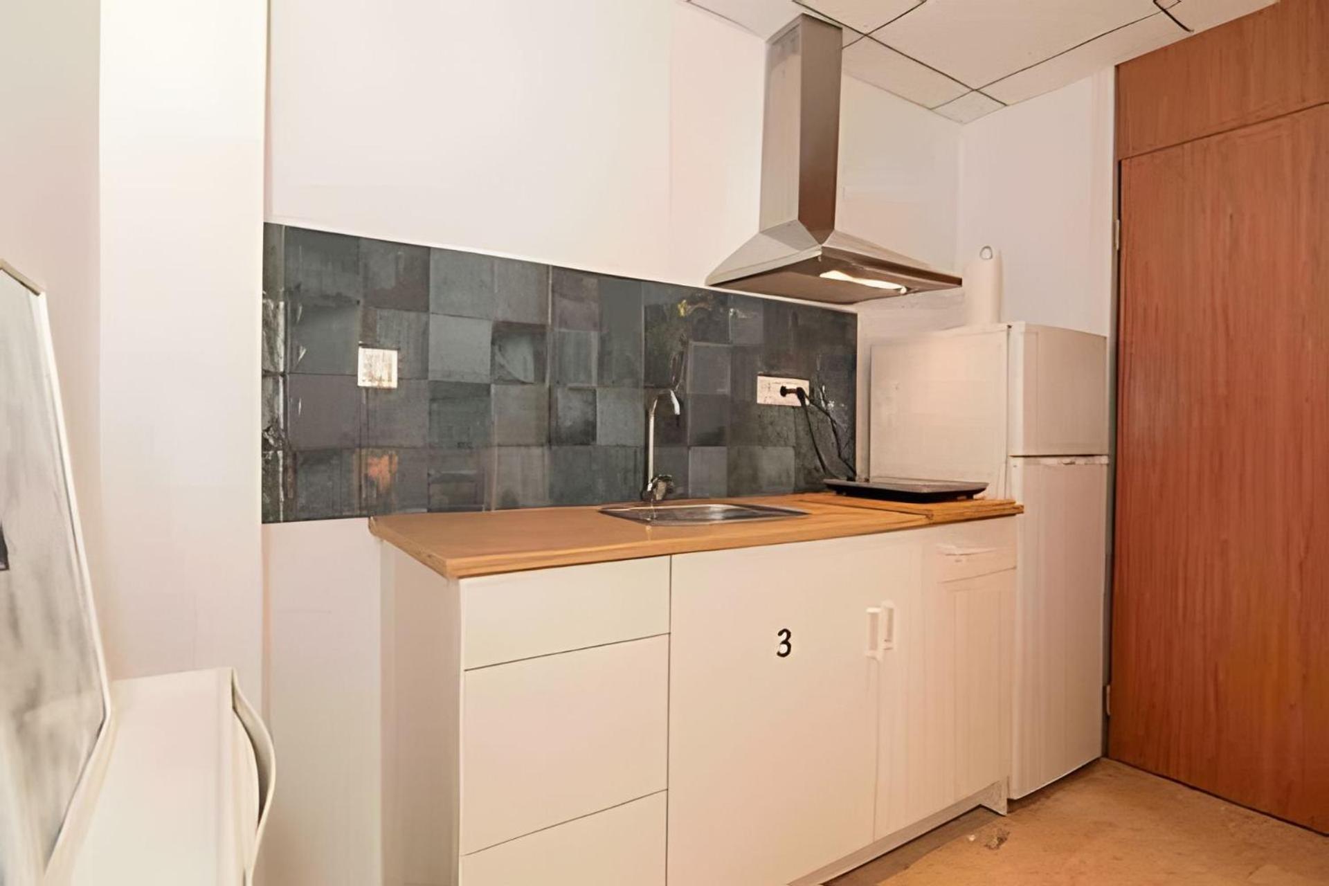 11 Nights Studios Valencia Bagian luar foto
